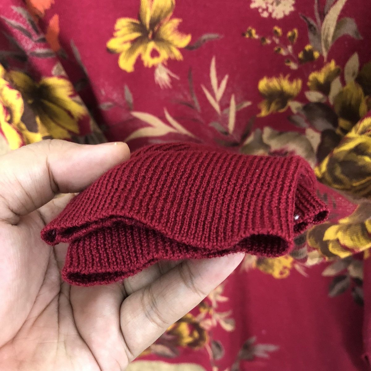 Vintage F’Styles Red Flower Knitwear Vintage #6193 Size M / US 6-8 / IT 42-44 - 5 Thumbnail
