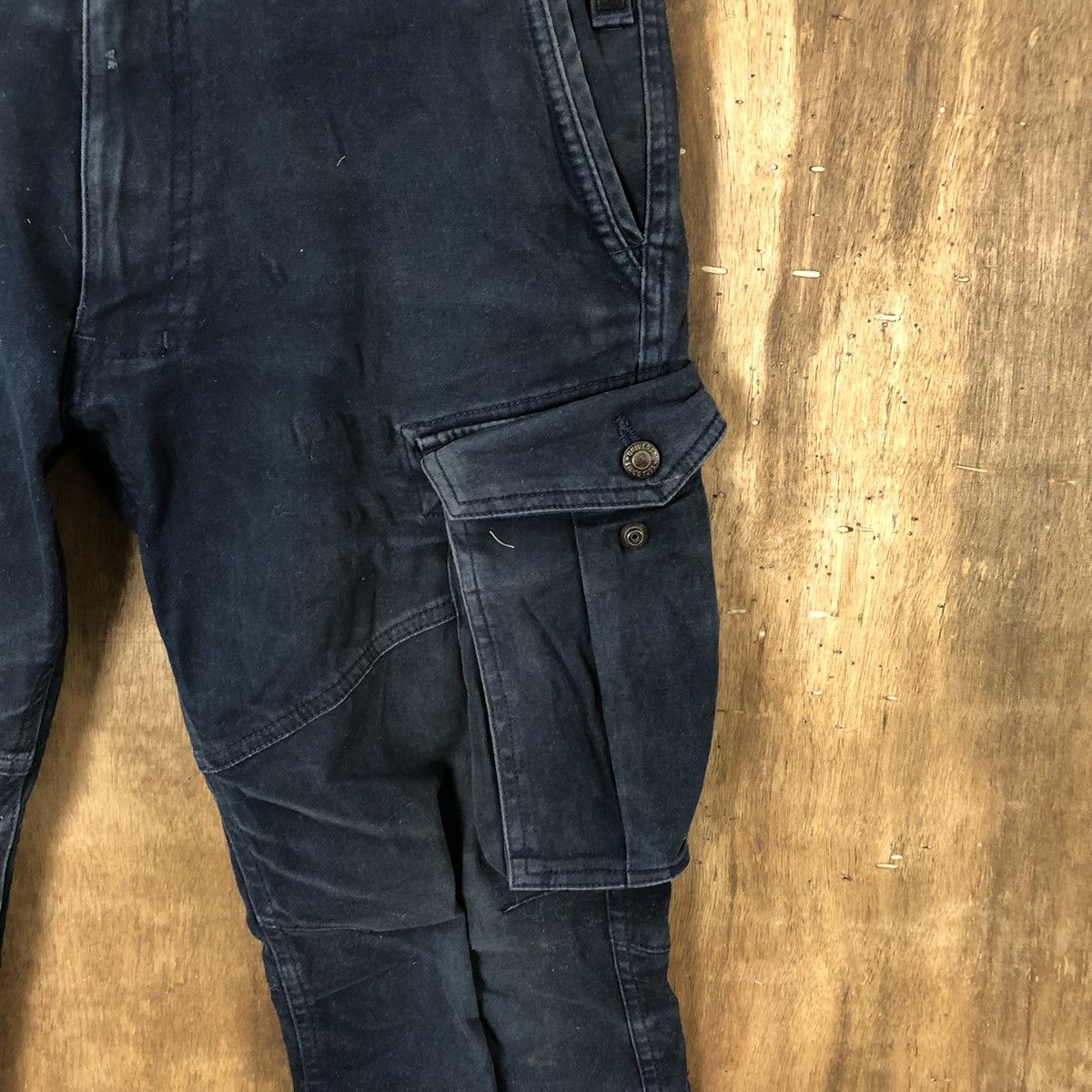 Japanese Brand Japanese Brand Dark Blue Cargo Multipocket pants #6189 Size US 31 - 7 Thumbnail