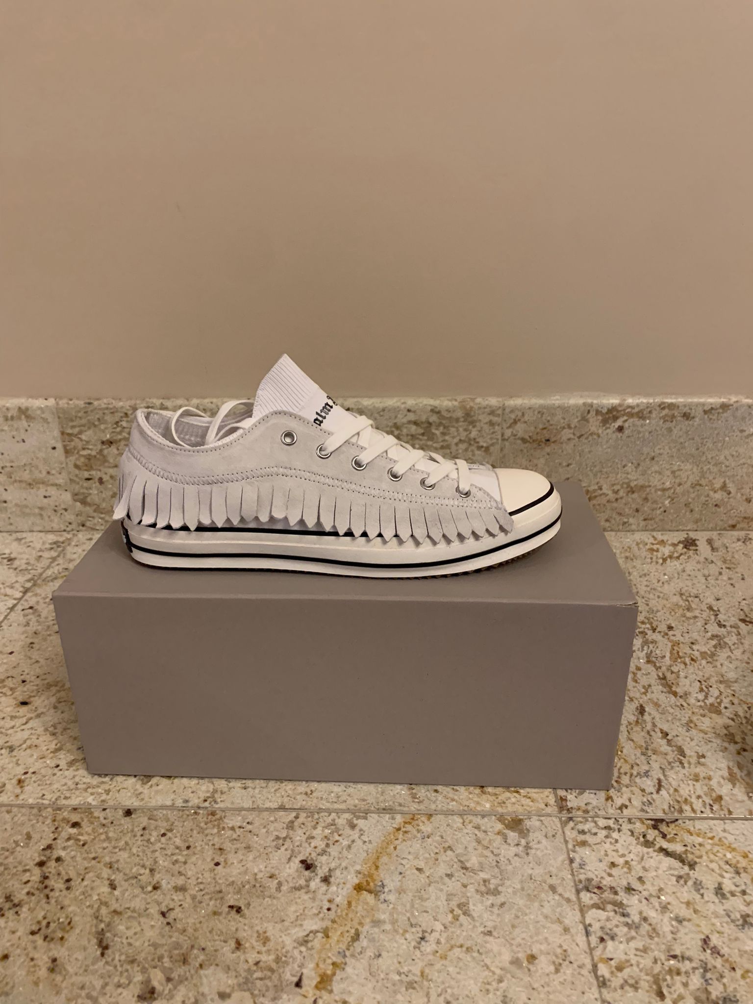 Palm Angels Fringe Low Top Sneakers in Black & White Size US 9 / EU 42 - 2 Thumbnail