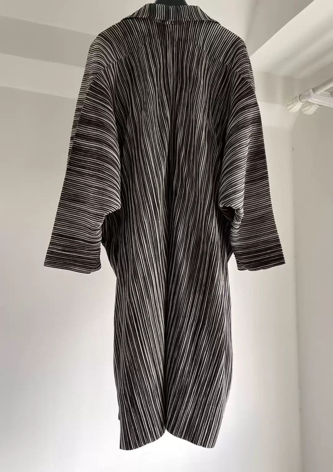 Issey Miyake Issey Miyake homme plisse men's windbreaker Size US S / EU 44-46 / 1 - 3 Thumbnail