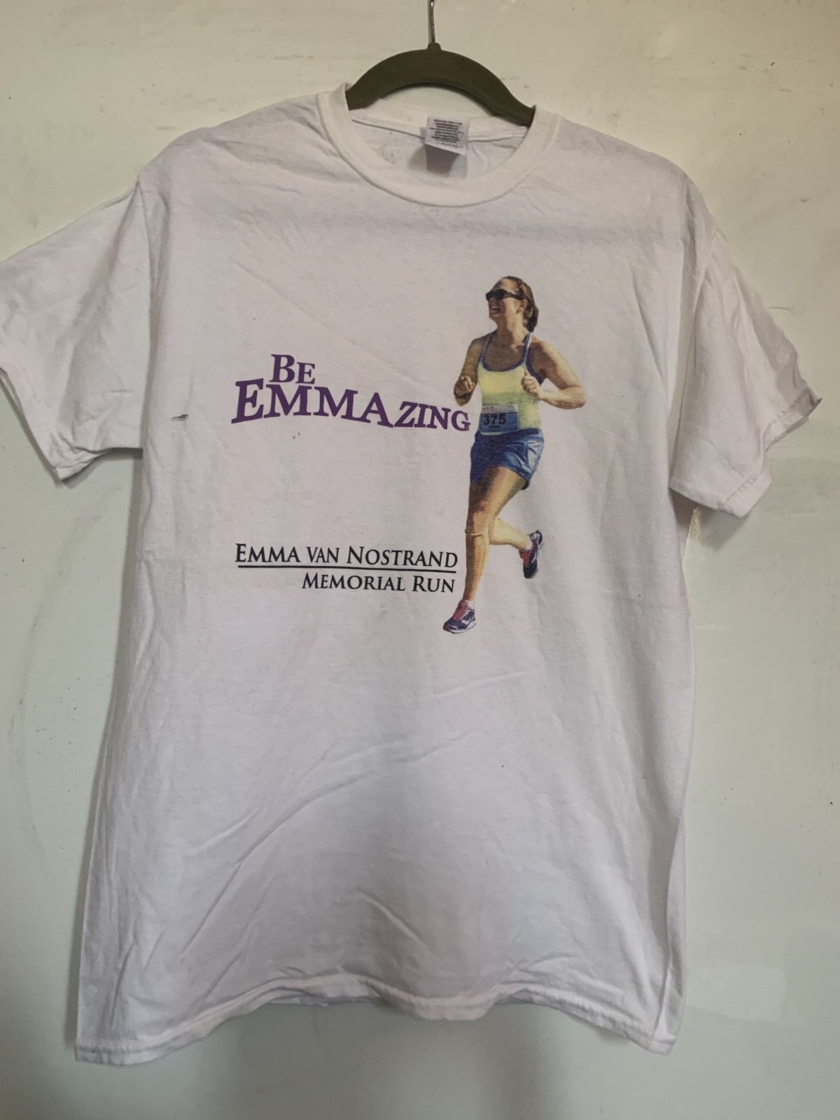 image of Vintage Emma Van Nostrand Memorial Run Vd 11 in White, Men's (Size Large)