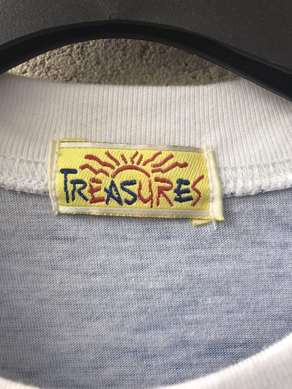 Vintage Treasures Tourist For Perfect Memories Nice Art Size US L / EU 52-54 / 3 - 8 Thumbnail