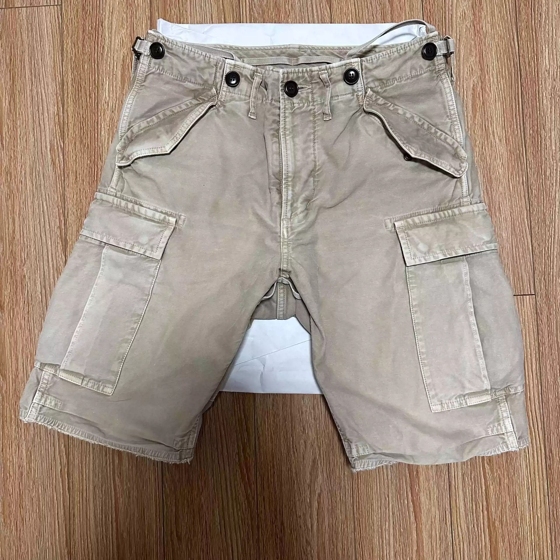 Visvim Visvim eiger sanction shorts khaki size 1 | Grailed