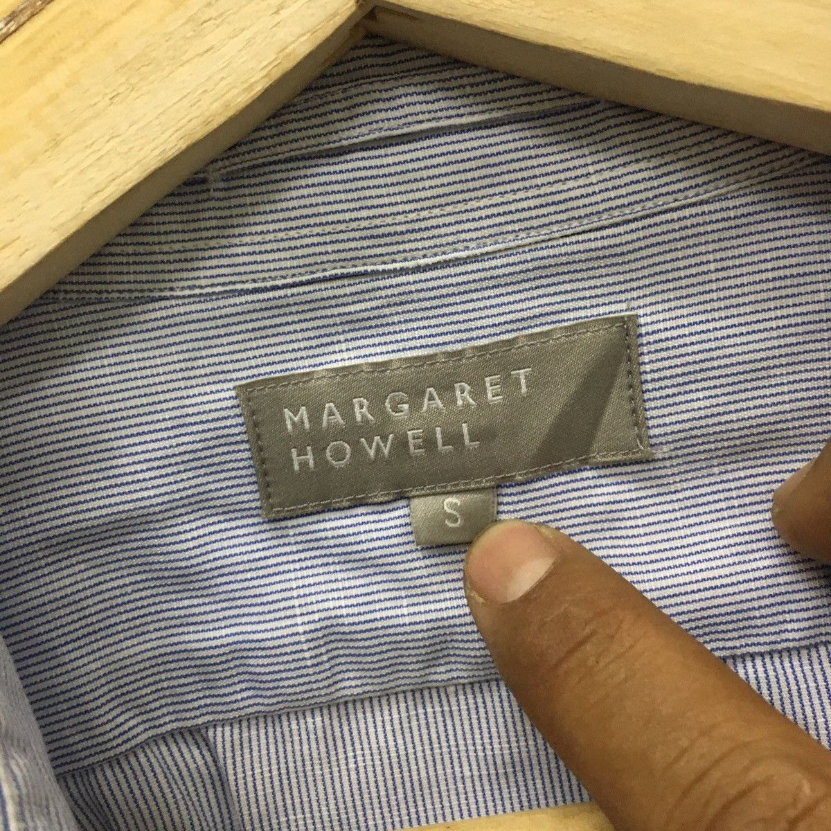 Margaret Howell Rare Margaret Howell Blouse Half Button Size S / US 4 / IT 40 - 9 Thumbnail