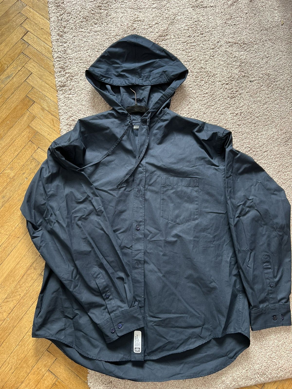 Balenciaga *RARE* hoodie shirt size 39 Size US M / EU 48-50 / 2 - 1 Thumbnail