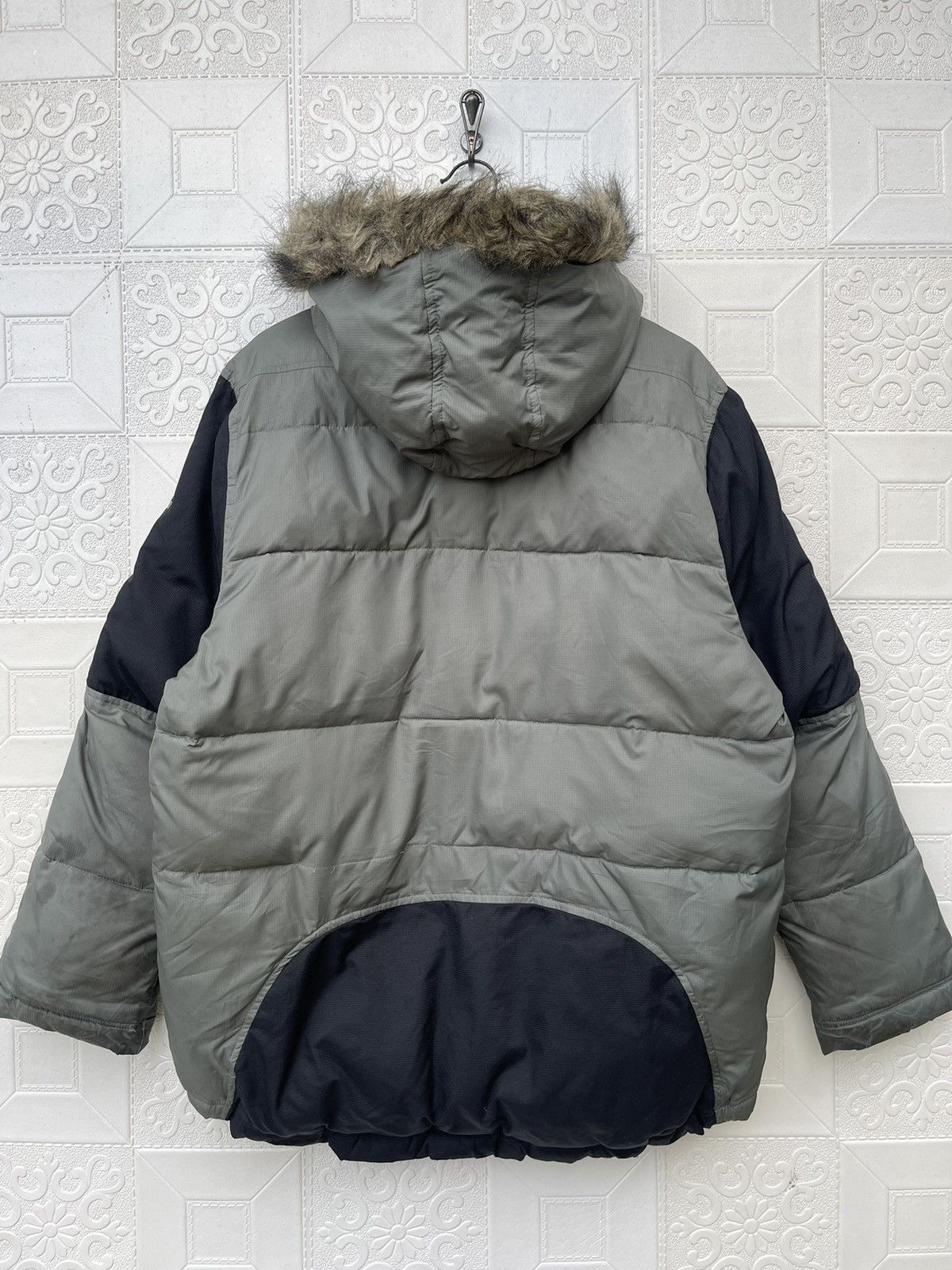 Adidas × Vintage Vintage Y2k Adidas Puffer Fur Hooded Jacket Size US L / EU 52-54 / 3 - 2 Thumbnail