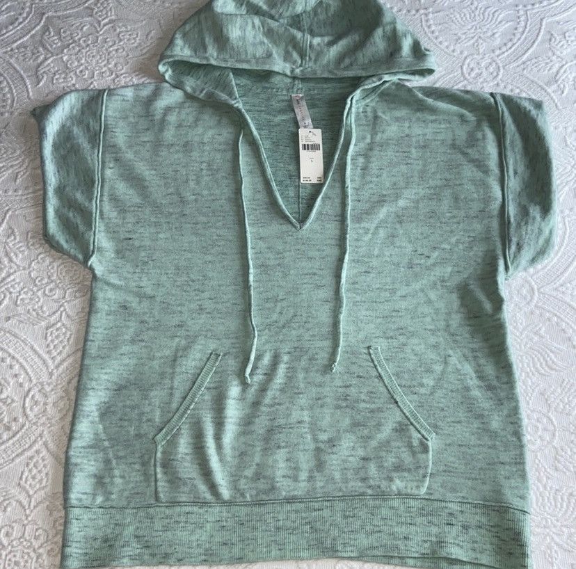 NWT Anthropologie daily practice mint green hoodie Size S