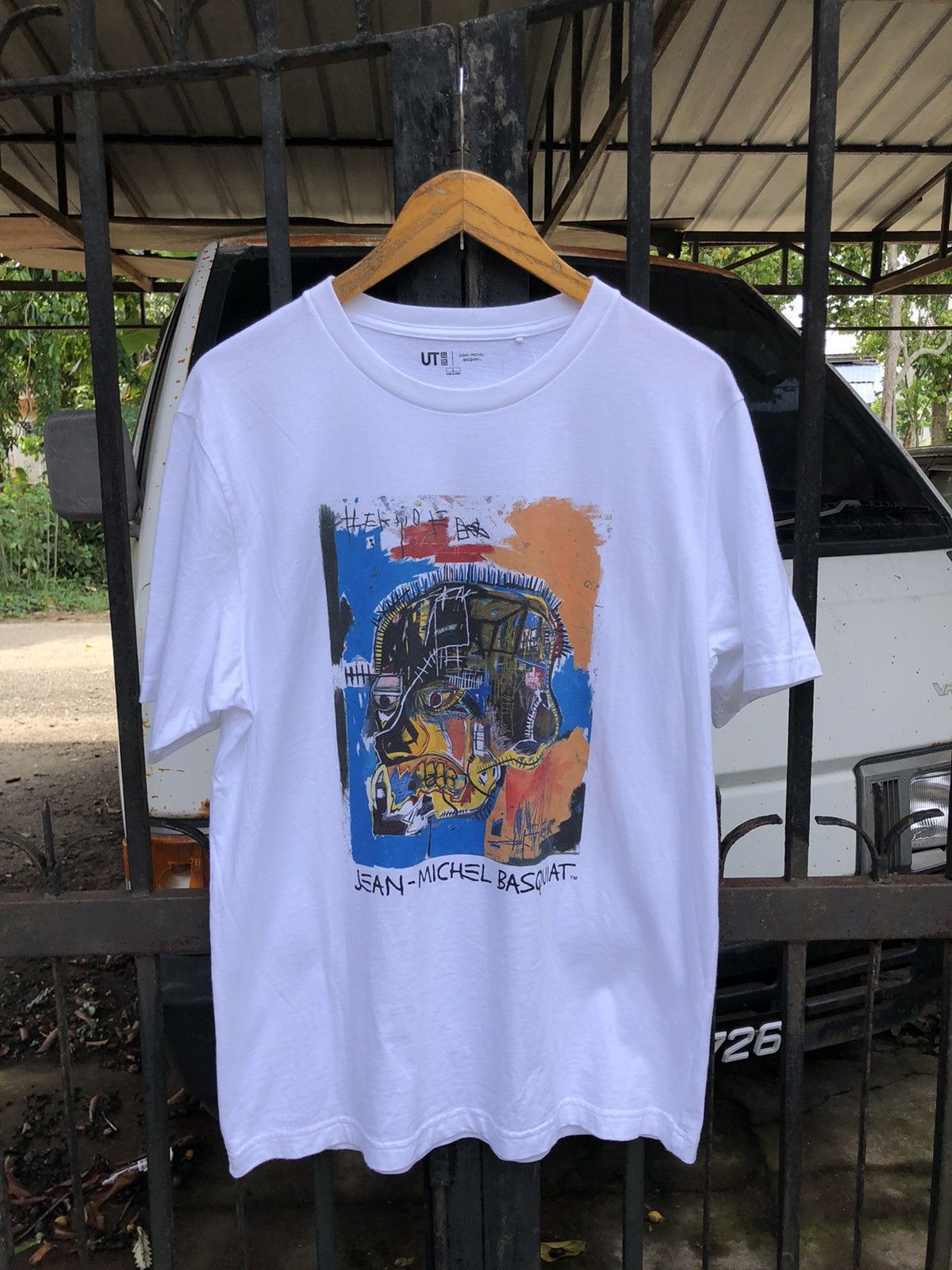 Jean-Michel Basquiat × Uniqlo Jean Michel Basquiat Uniqlo Art Tee Size US L / EU 52-54 / 3 - 1 Thumbnail