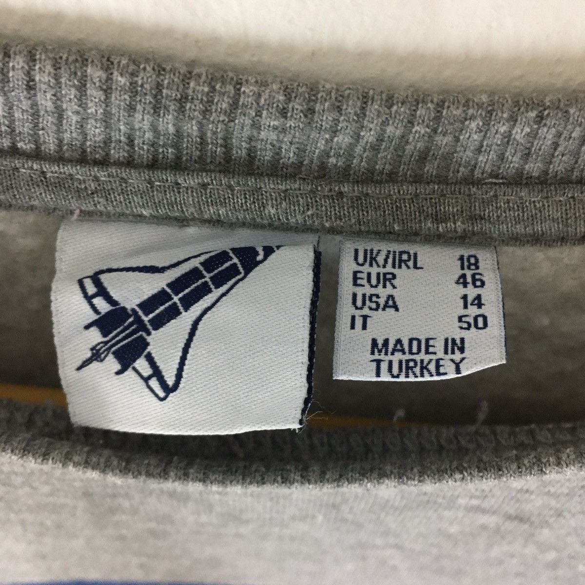 NASA Rare design NASA big logo sweatshirt jumper Size US L / EU 52-54 / 3 - 4 Thumbnail