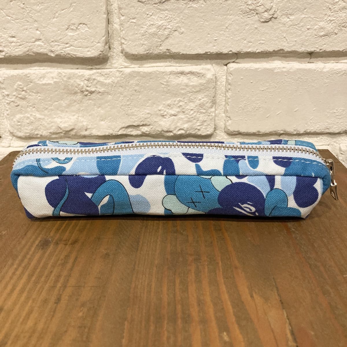 Bape × Kaws BAPE × kaws bendy ABC camo blue pen case pouch a bathing ape Size ONE SIZE - 3 Thumbnail