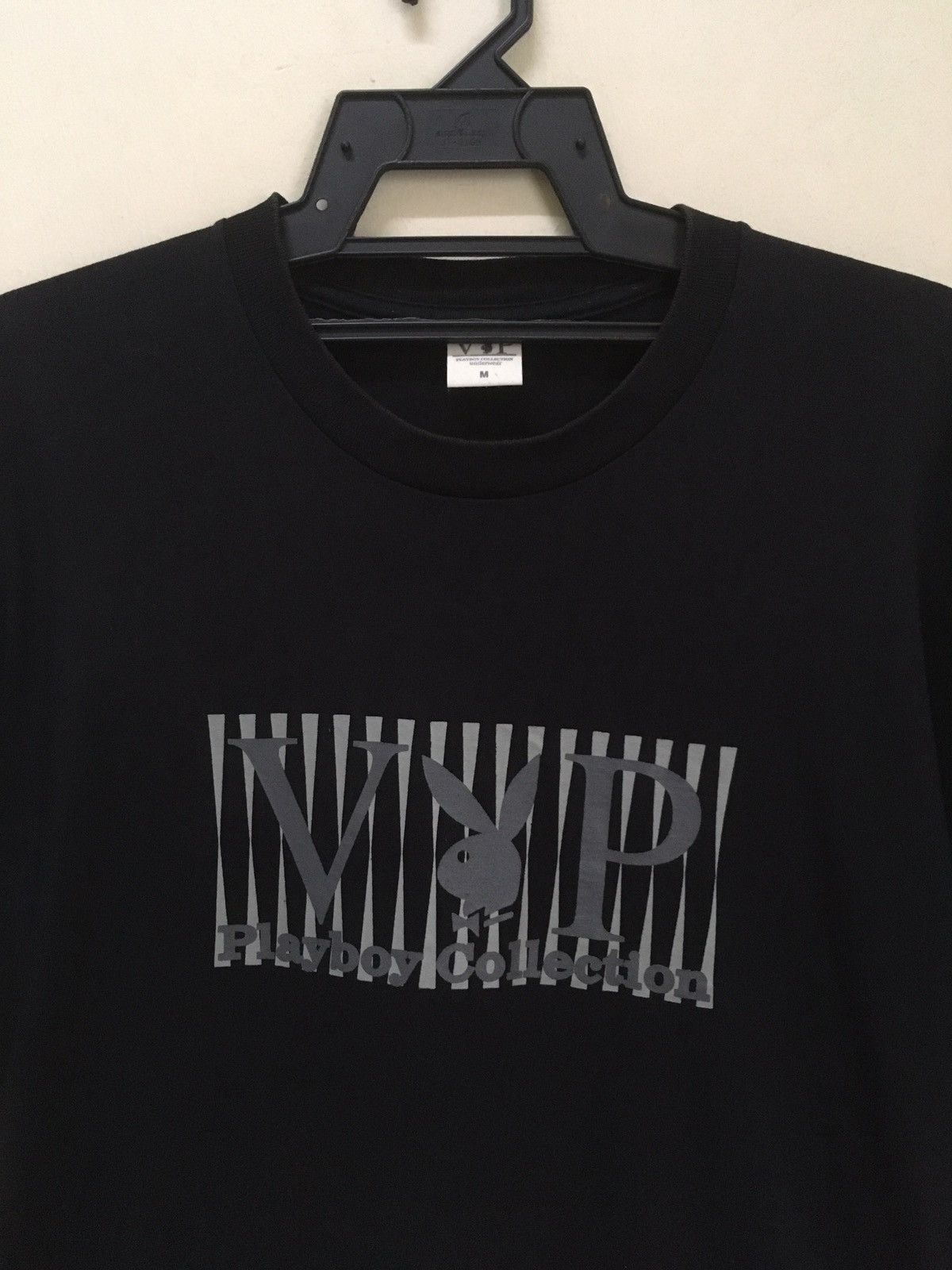 Playboy × Vintage Vintage playboy big logo V🐰P bunny shirt Size US M / EU 48-50 / 2 - 2 Thumbnail