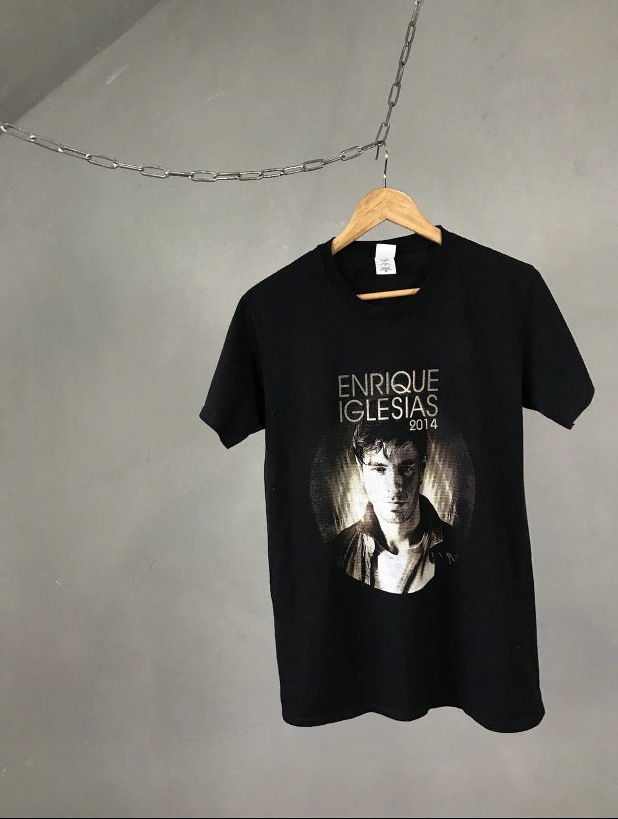 Band Tees × Other × Vintage Enrique Iglesias Vintage Tee Size US M / EU 48-50 / 2 - 1 Thumbnail