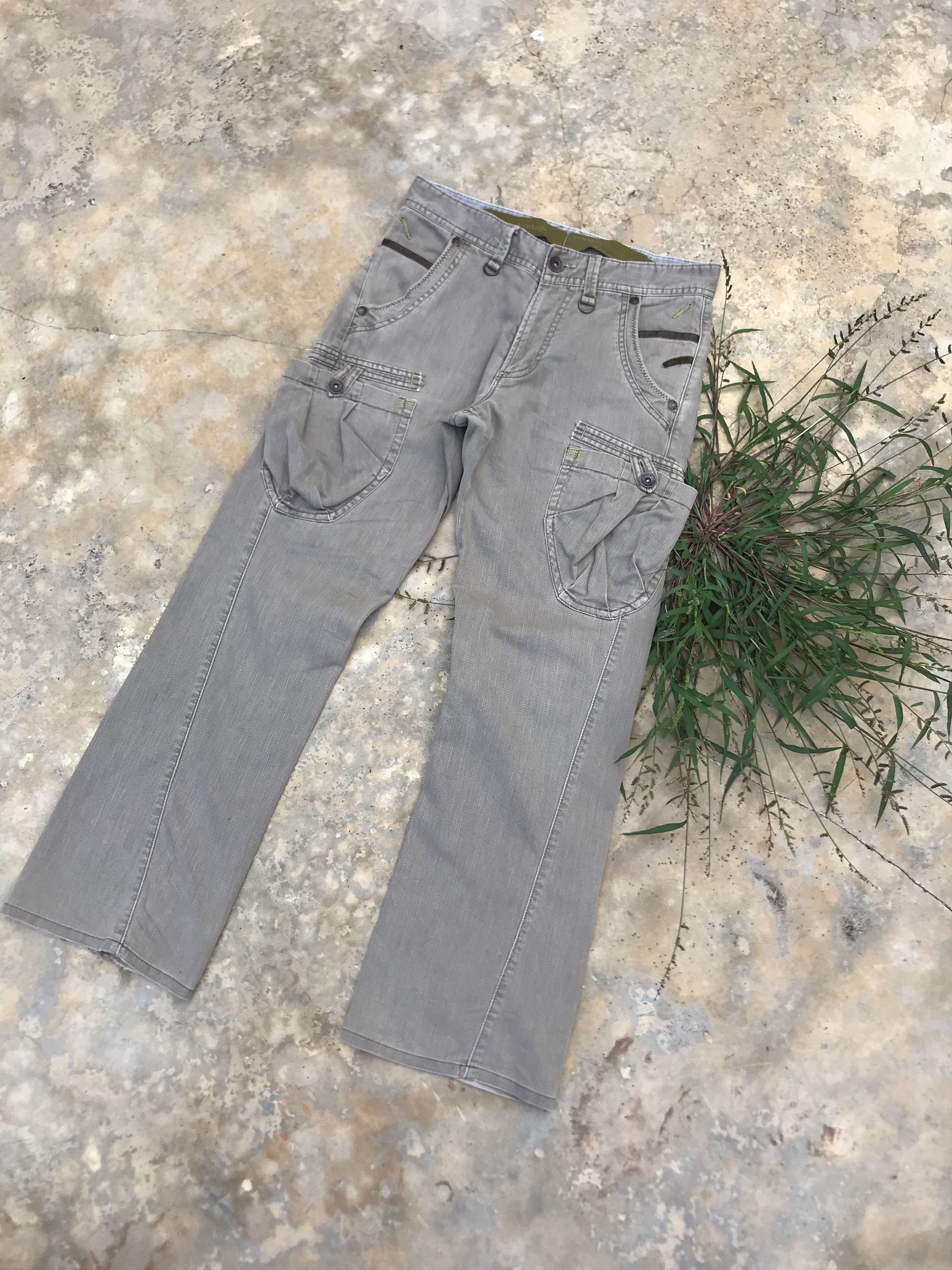 Image of Edwin New Vintage Cargo Pant in Grey, Men's (Size 31)