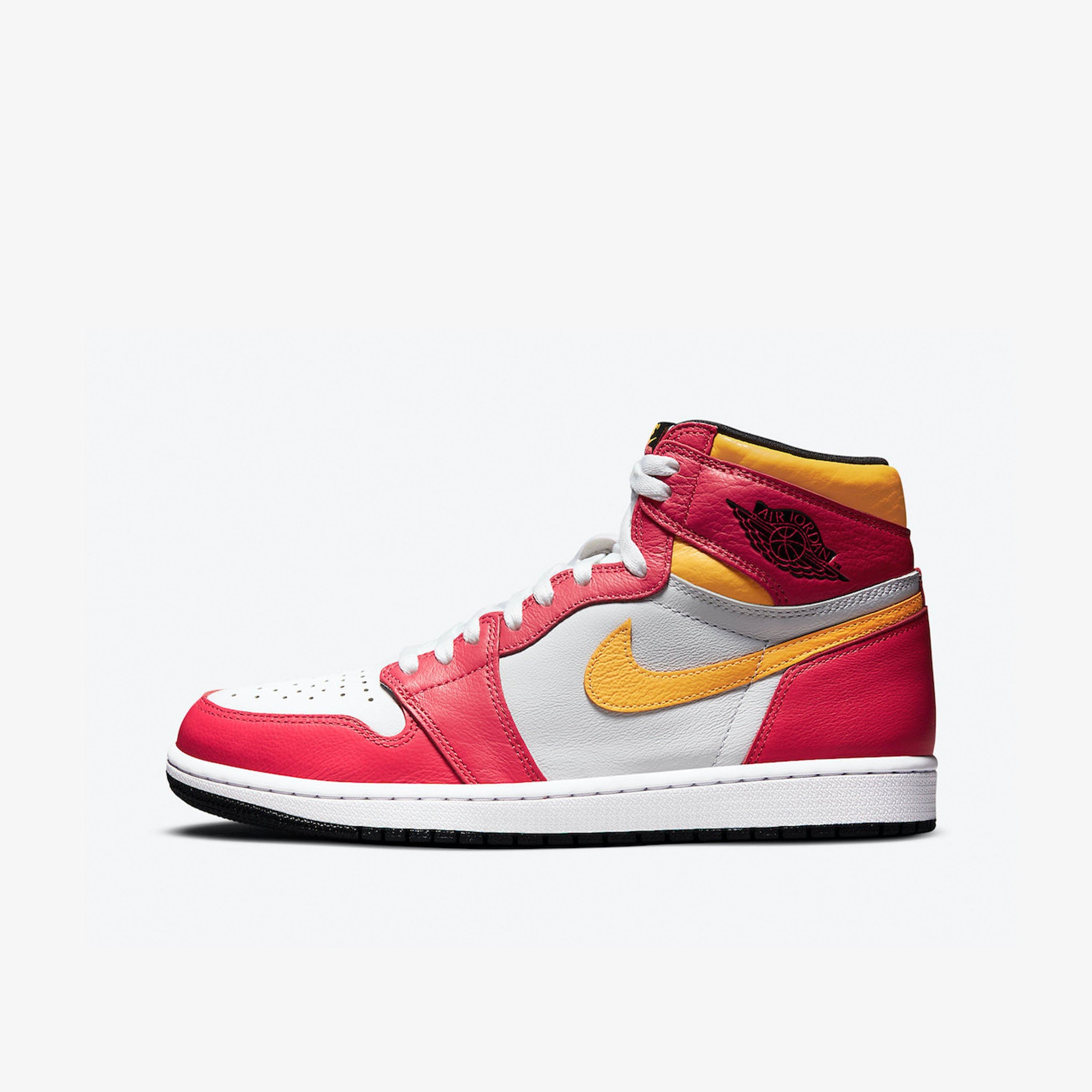 Nike JORDAN 1 RETRO HIGH OG LIGHT FUSION RED Size US 10.5 / EU 43-44 - 4 Thumbnail