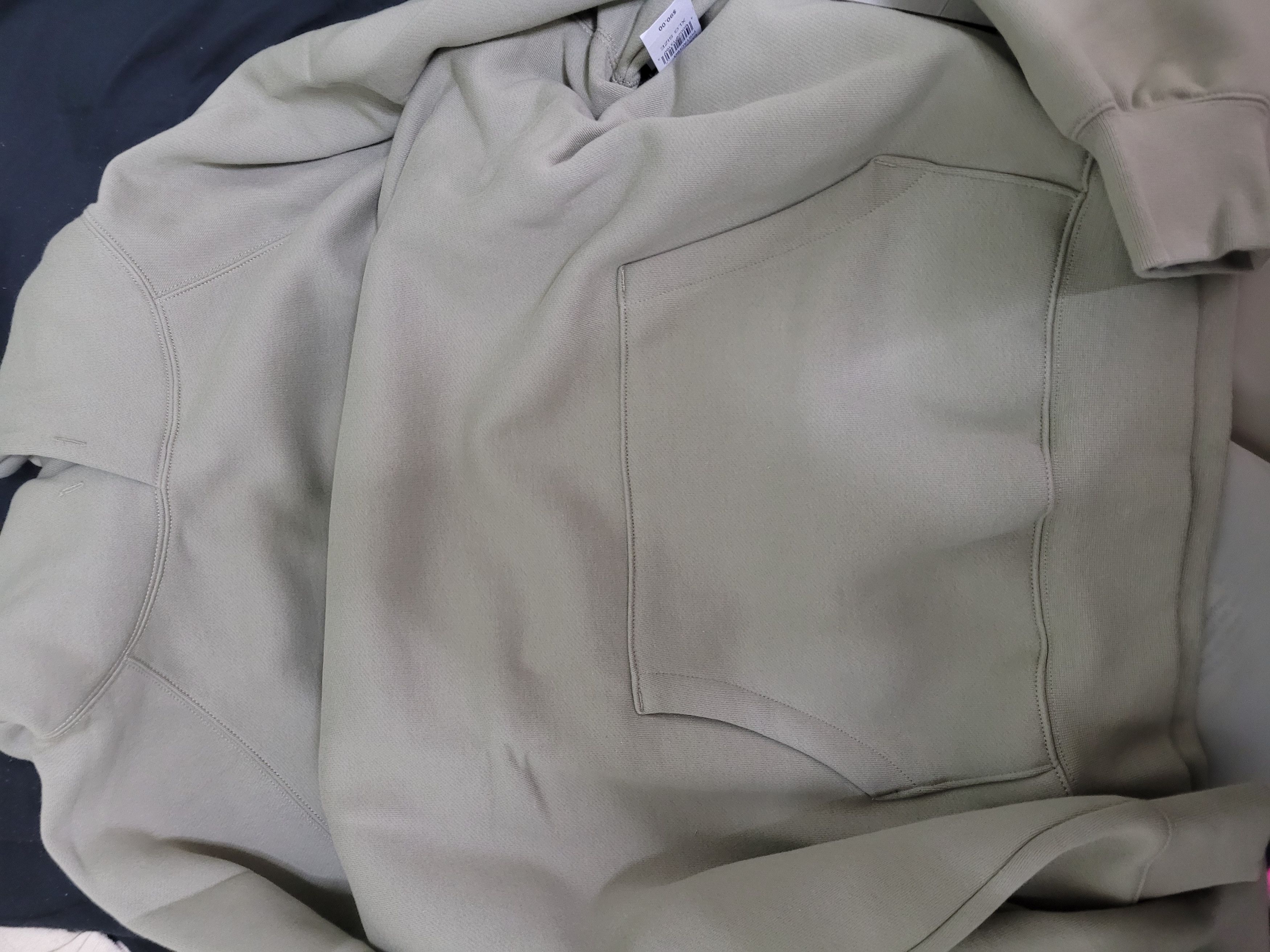 Fear of God Fear of God Essentials Pistachio Pullover Hoodie size XL Size US XL / EU 56 / 4 - 4 Thumbnail