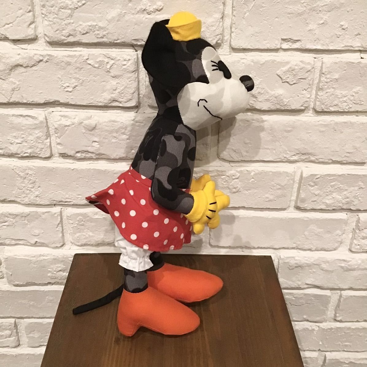 Bape × Disney 2008 BAPE x Disney BAPE camo Minnie Mouse Plush Doll ape Size ONE SIZE - 2 Thumbnail