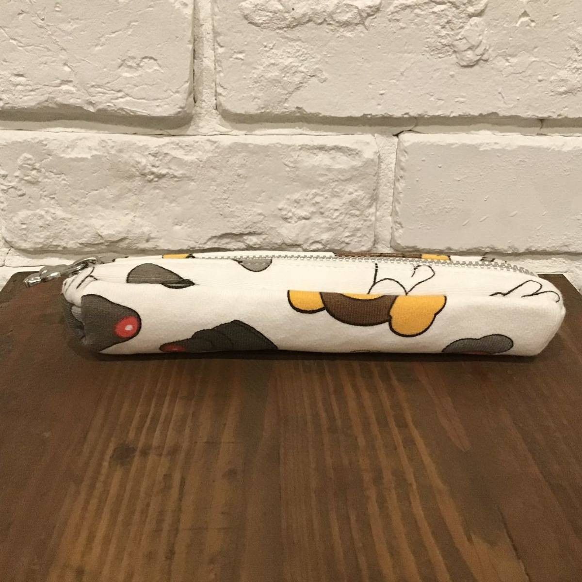 Bape × Kaws BAPE × kaws milo companion pen case pouch a bathing ape Size ONE SIZE - 3 Thumbnail
