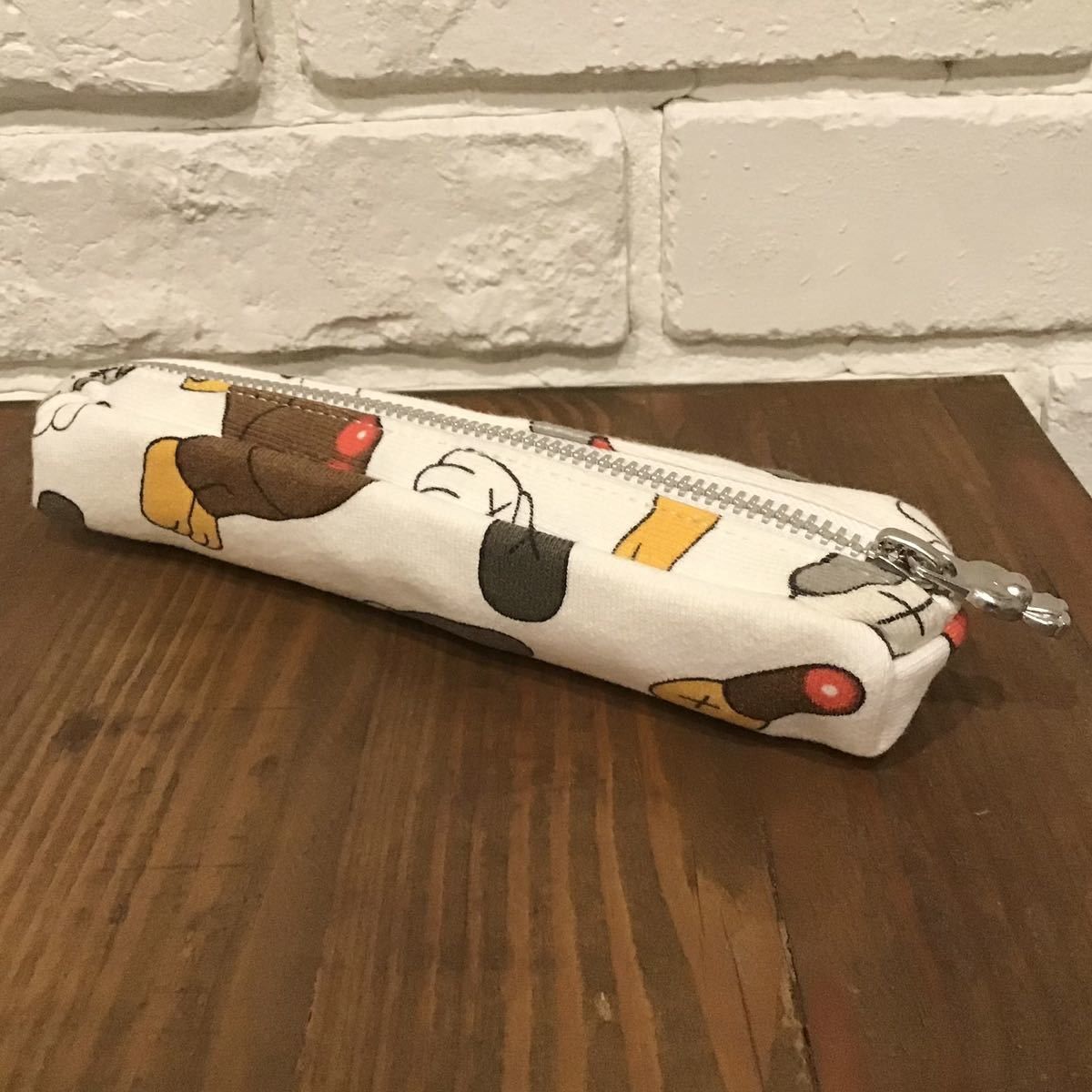 Bape × Kaws BAPE × kaws milo companion pen case pouch a bathing ape Size ONE SIZE - 1 Thumbnail