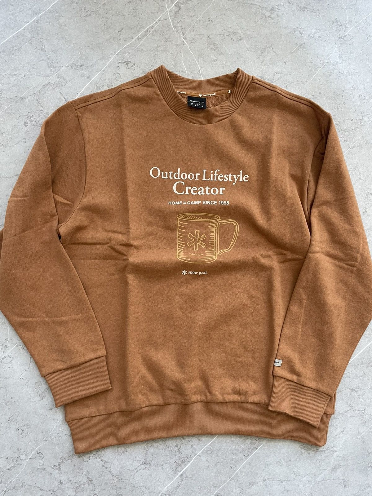 Snow Peak UNWORN* Snow peak crewneck Size US M / EU 48-50 / 2 - 1 Thumbnail