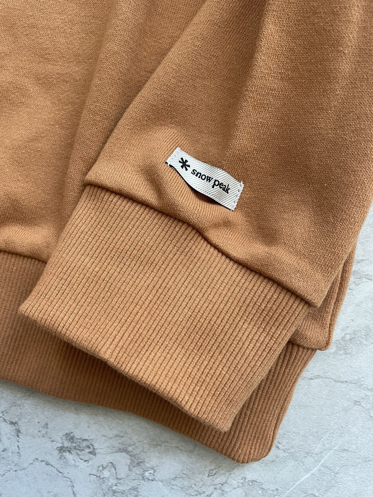 Snow Peak UNWORN* Snow peak crewneck Size US M / EU 48-50 / 2 - 7 Thumbnail