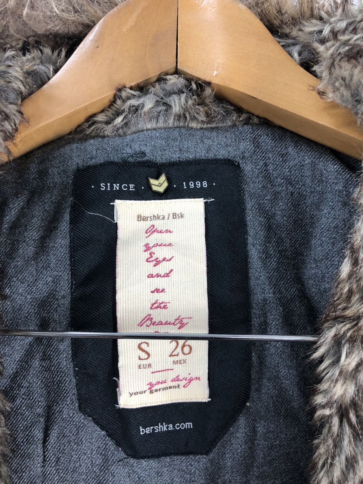 Bershka Barshka Hoodies Jacket Fashion Week Size US S / EU 44-46 / 1 - 11 Thumbnail