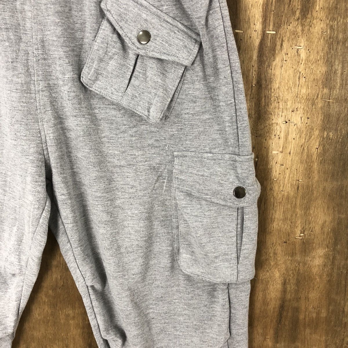 Japanese Brand Halman Grey Cropped Cargo Multipocket pants #6185 Size US 27 - 7 Thumbnail