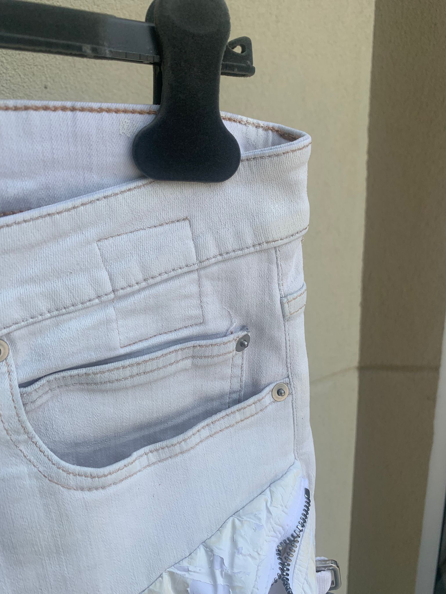 Rick Owens Drkshdw Bladder Cropped Denim in Chalk White Size US 34 / EU 50 - 13 Thumbnail