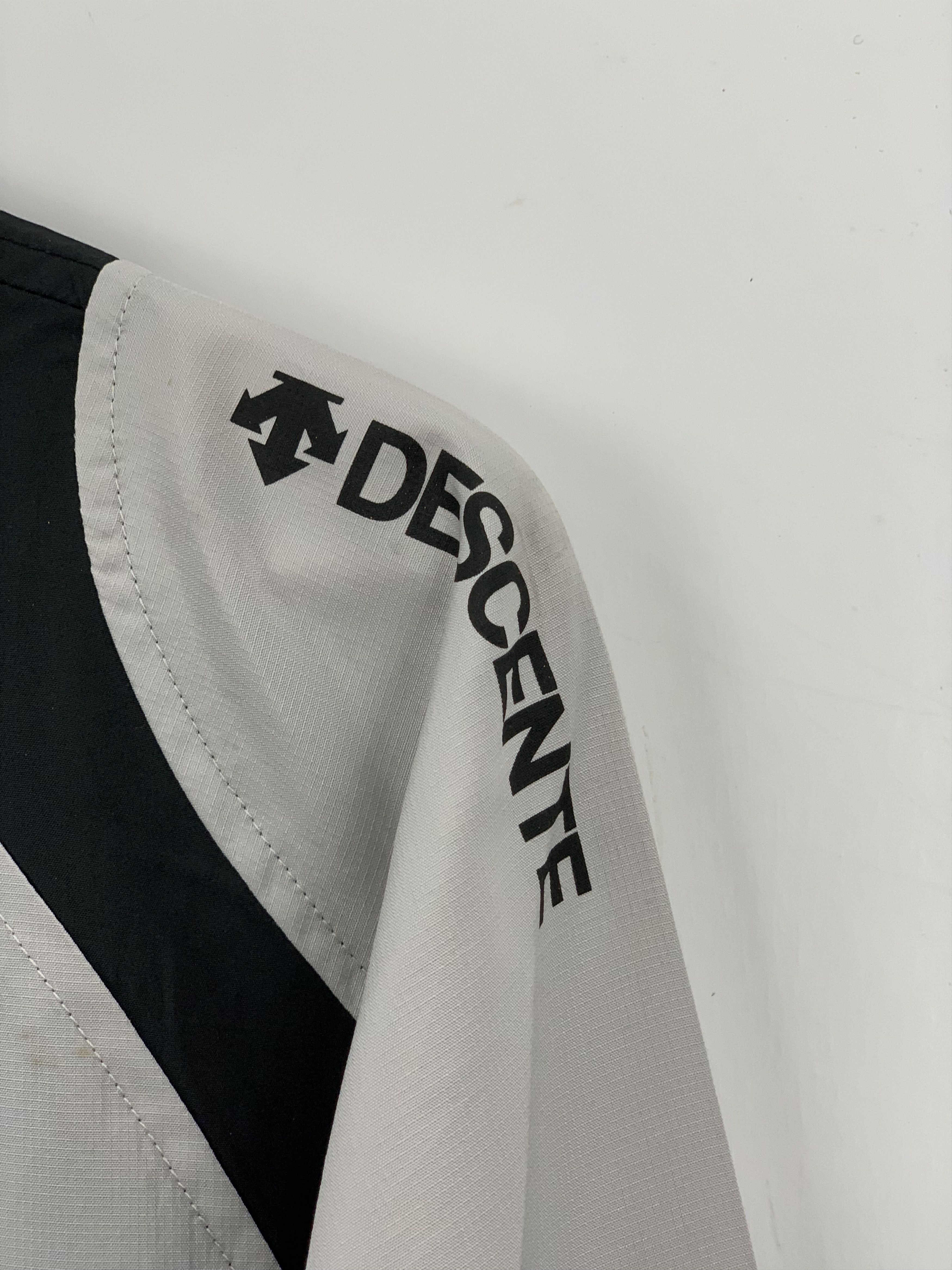 Descente × Vintage Vintage Descente Coffee Suntory Light Jacket J0909 Size US L / EU 52-54 / 3 - 11 Thumbnail