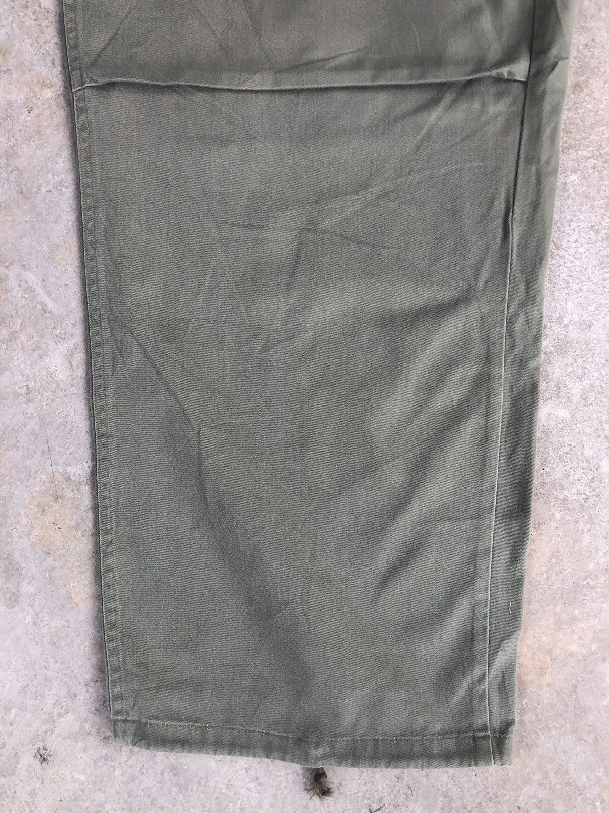 Vintage Vintage USAF Army Cargo Pants Baggy Pants Size US 31 - 6 Thumbnail