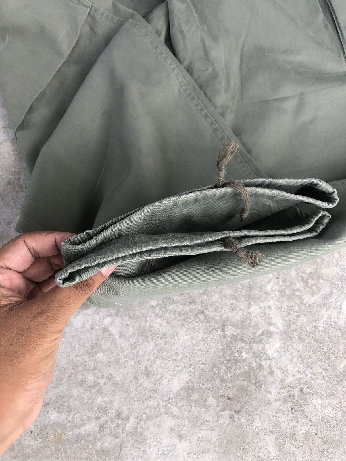 Vintage Vintage USAF Army Cargo Pants Baggy Pants Size US 31 - 13 Thumbnail