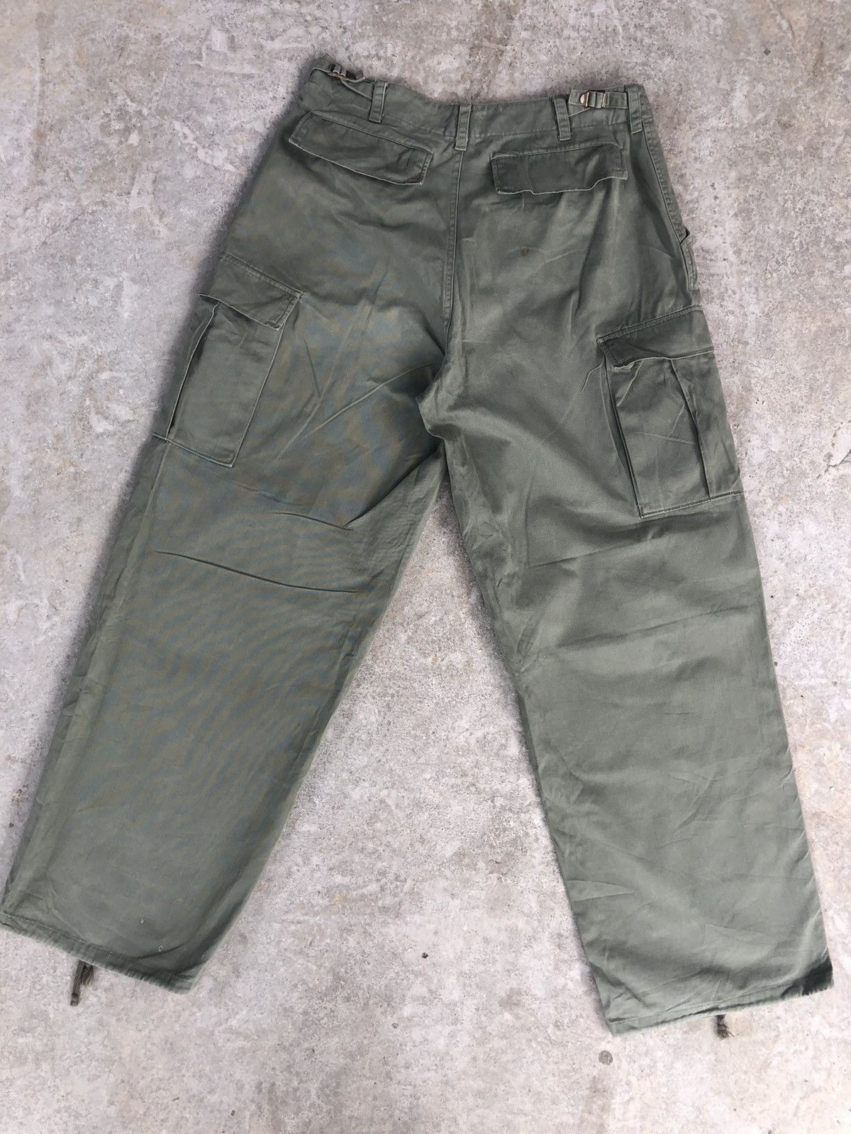 Vintage Vintage USAF Army Cargo Pants Baggy Pants Size US 31 - 2 Thumbnail