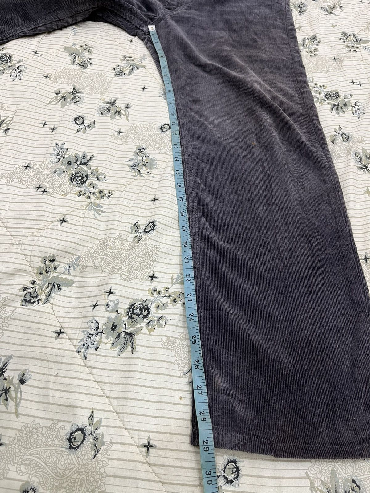 Levi's × Vintage U. VINTAGE LEVIS CORDUROY PANTS Size US 32 / EU 48 - 16 Thumbnail