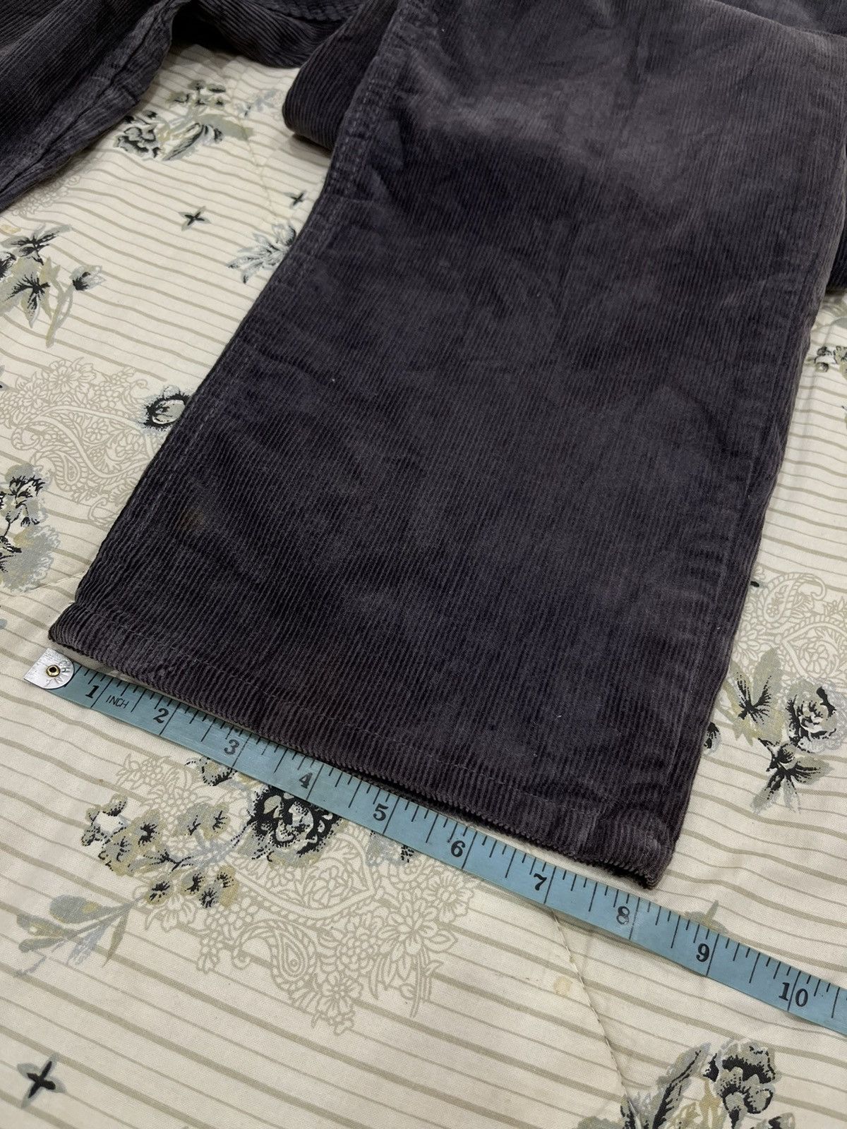 Levi's × Vintage U. VINTAGE LEVIS CORDUROY PANTS Size US 32 / EU 48 - 15 Thumbnail