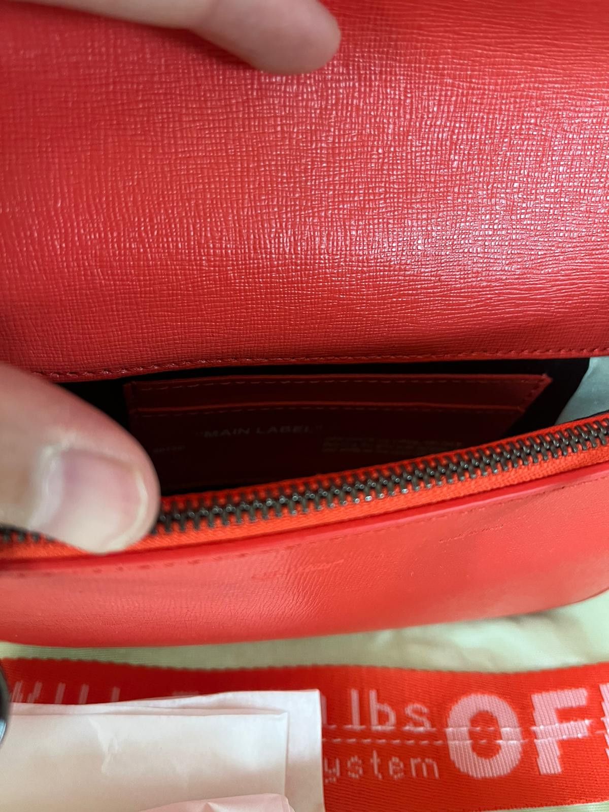 Off-White o1rshd1 SS20 Logo Medium Binder Clip Bag in Red Size ONE SIZE - 9 Thumbnail