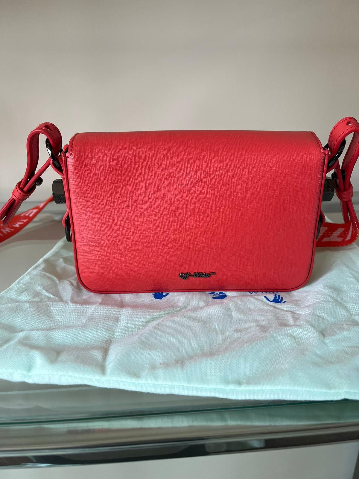 Off-White o1rshd1 SS20 Logo Medium Binder Clip Bag in Red Size ONE SIZE - 4 Thumbnail