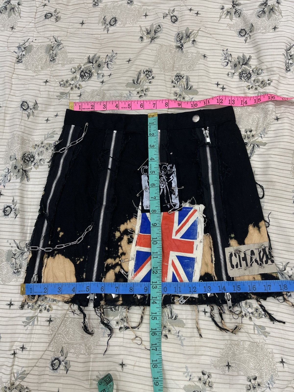 Japanese Brand (Ggg). RARE SEXY DYNAMITE PUNK SKIRT Size 26" / US 2 / IT 38 - 15 Thumbnail