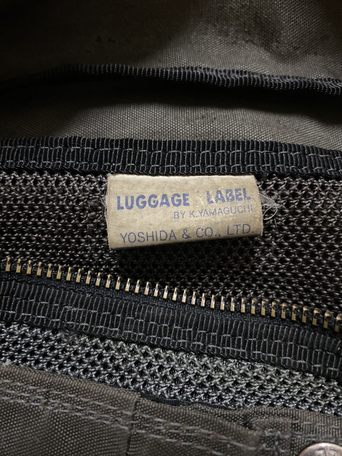 Head Porter Last drop Luggage Label Waist Bag Military Size 34 - 4 Thumbnail