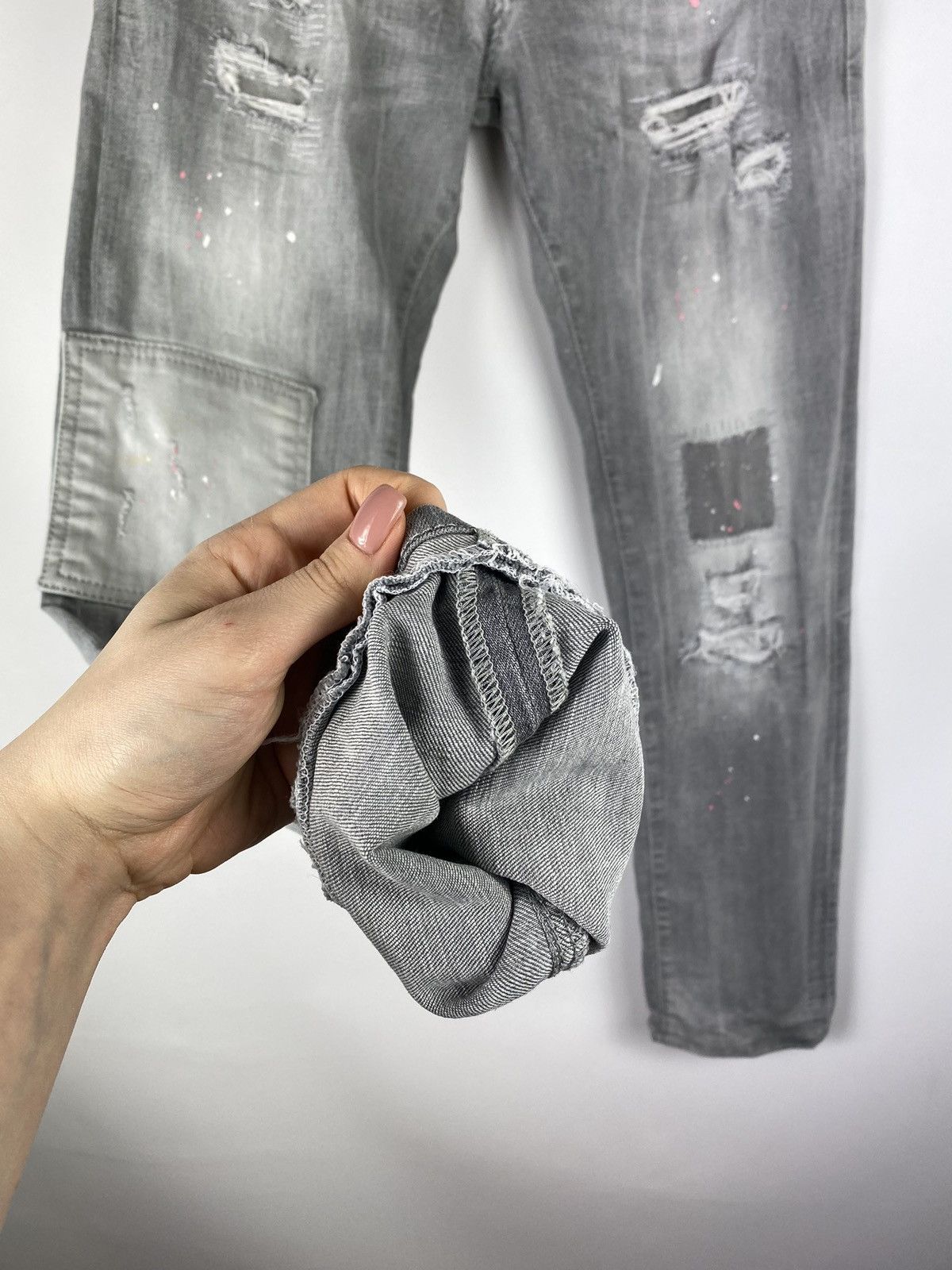 Designer × Dsquared2 Dsquared women’s distressed slim Jean Jeans size 42 Xl gray Size 28" / US 6 / IT 42 - 8 Thumbnail