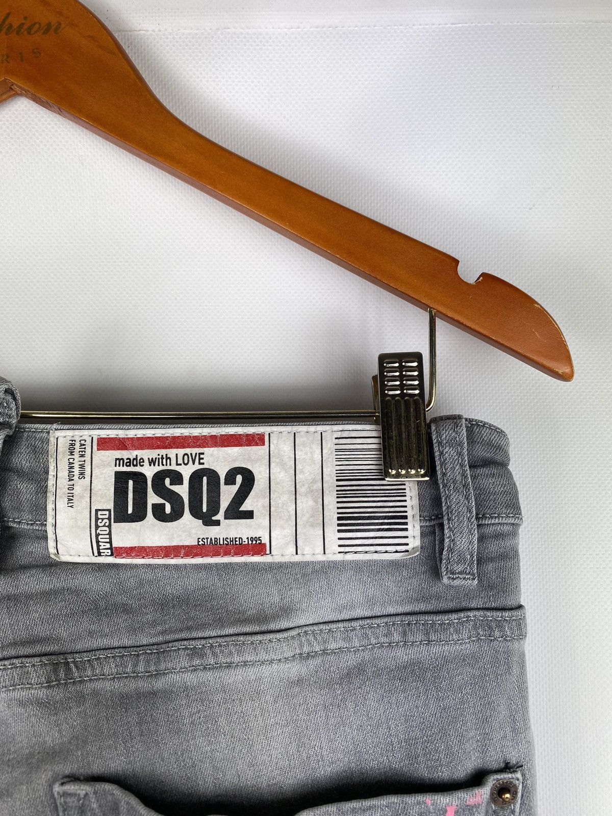 Designer × Dsquared2 Dsquared women’s distressed slim Jean Jeans size 42 Xl gray Size 28" / US 6 / IT 42 - 15 Thumbnail