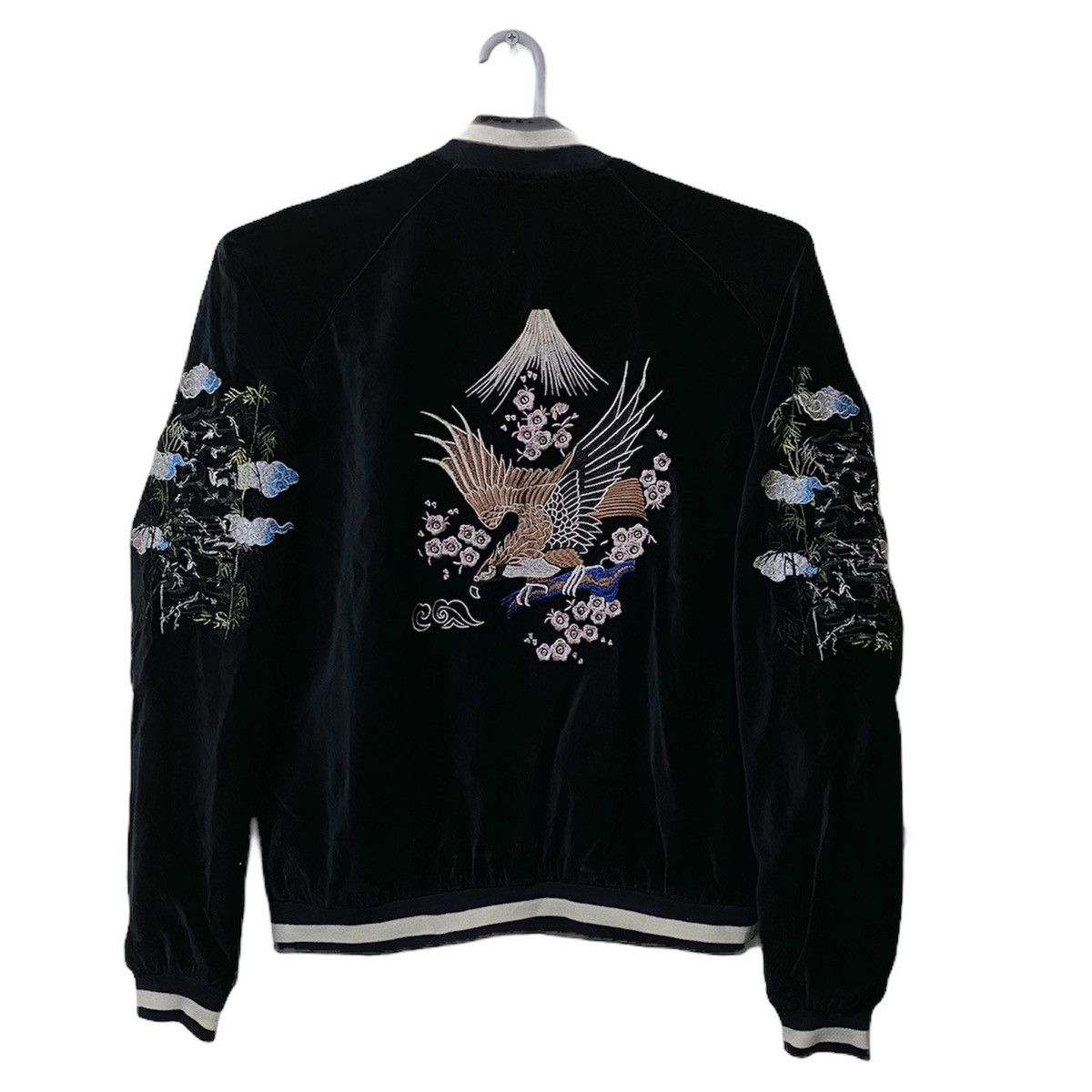 ジャケット・アウター JULIUS Reversible Sukajan Jacket JULIUS Reversible Sukajan Jacket