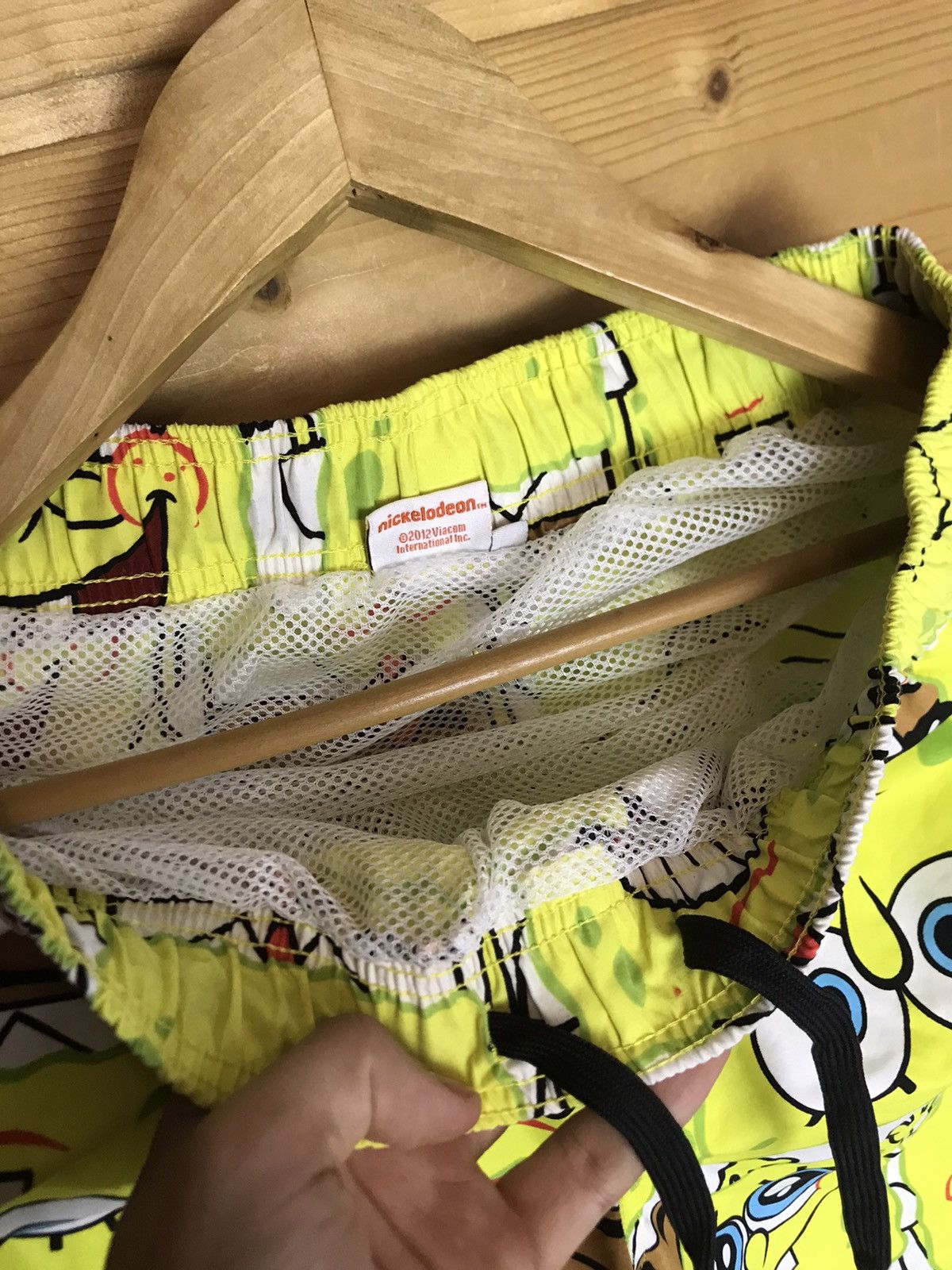 Nickelodeon Nickelodeon SpongeBob over print shorts Size US 32 / EU 48 - 4 Thumbnail