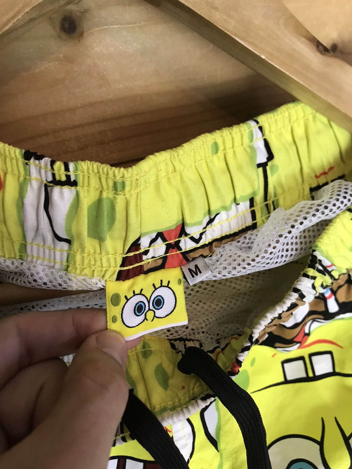 Nickelodeon Nickelodeon SpongeBob over print shorts Size US 32 / EU 48 - 6 Thumbnail