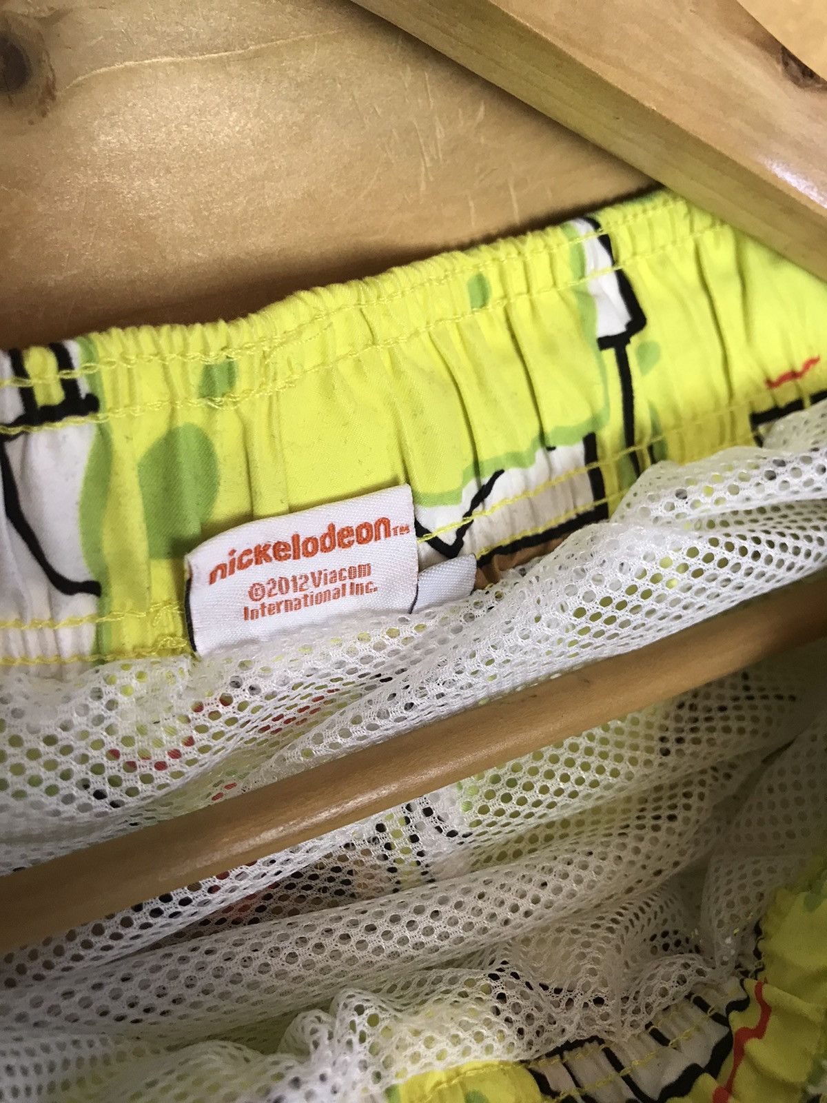 Nickelodeon Nickelodeon SpongeBob over print shorts Size US 32 / EU 48 - 5 Thumbnail