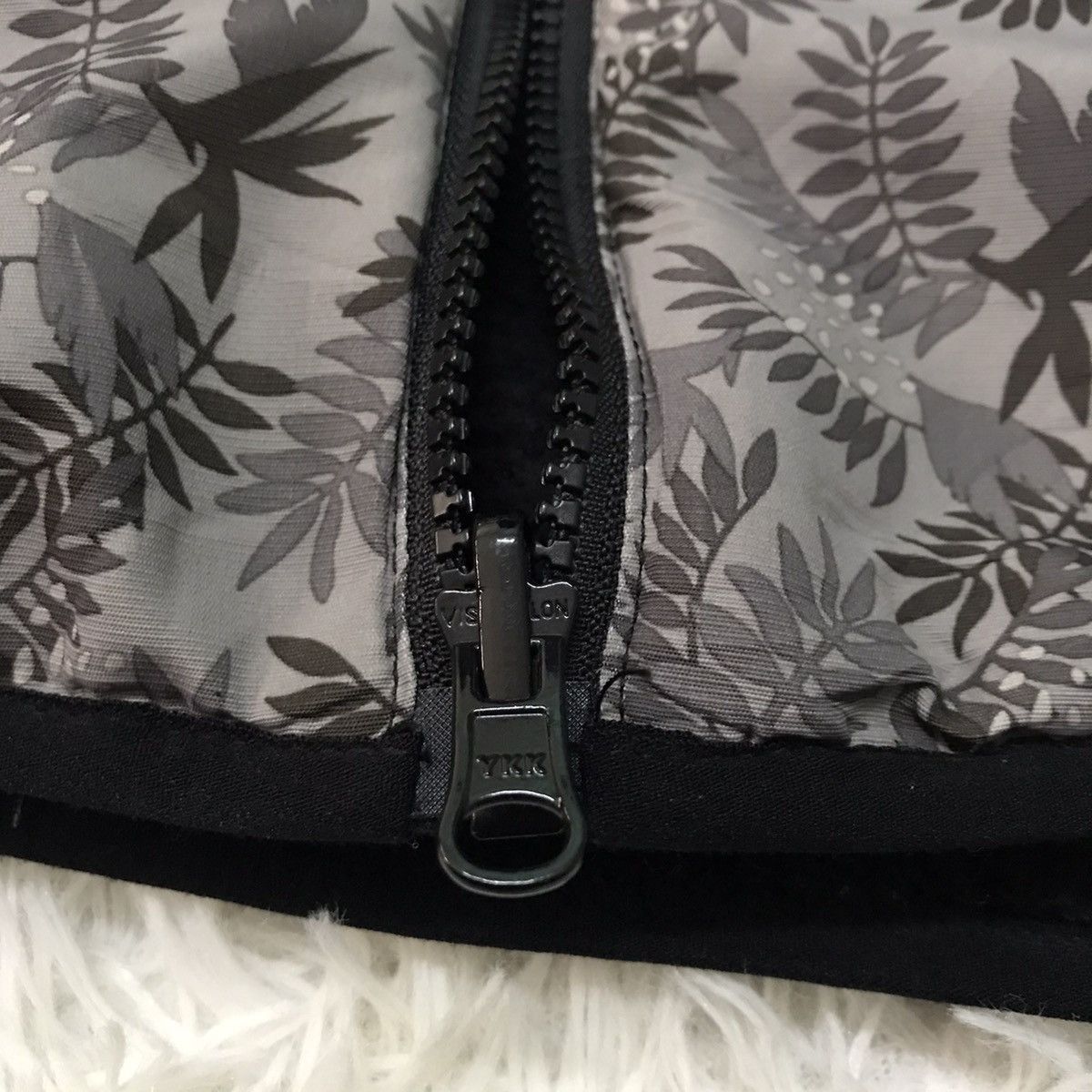 Japanese Brand Roxy reversible hoodie jacket Size US M / EU 48-50 / 2 - 9 Thumbnail