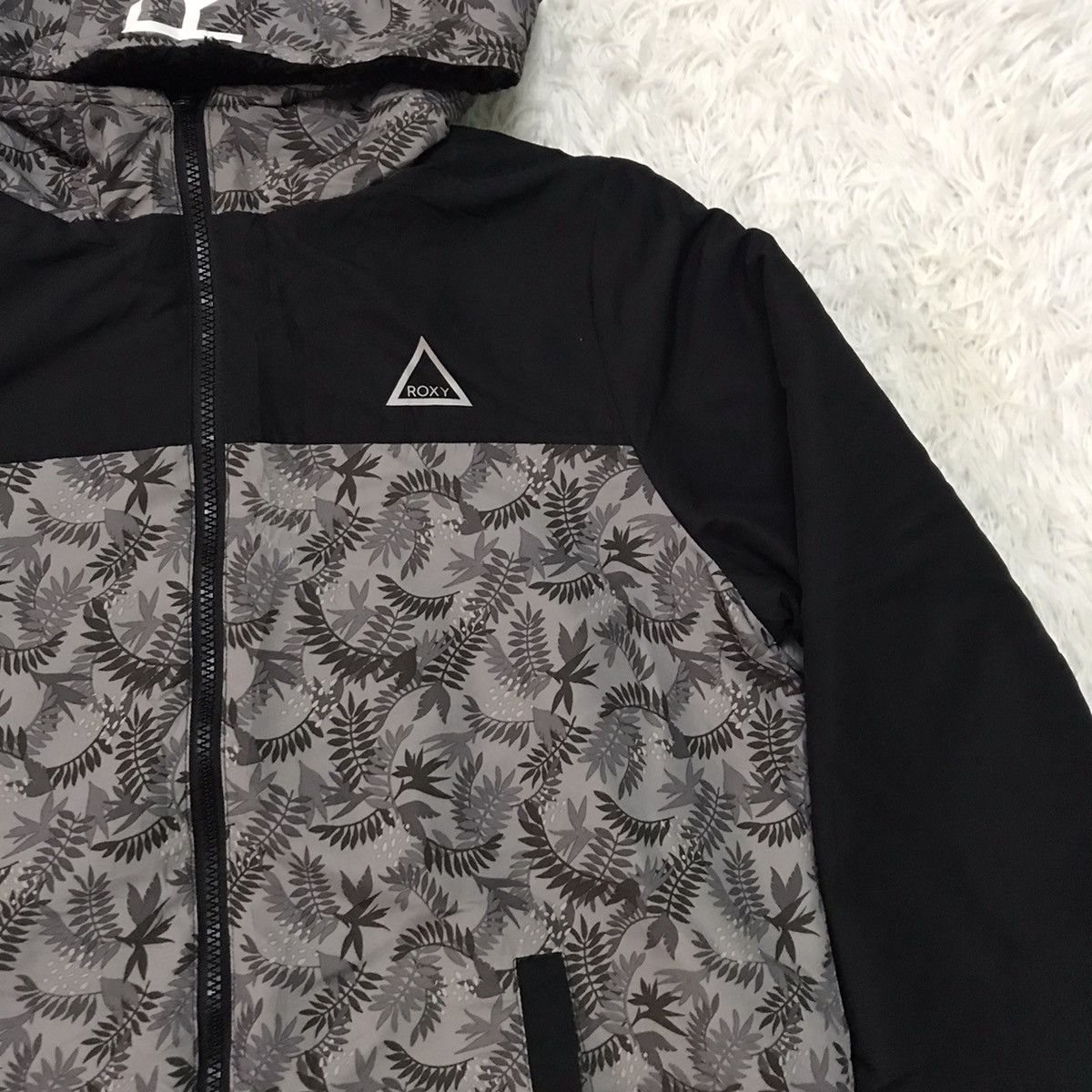 Japanese Brand Roxy reversible hoodie jacket Size US M / EU 48-50 / 2 - 3 Thumbnail