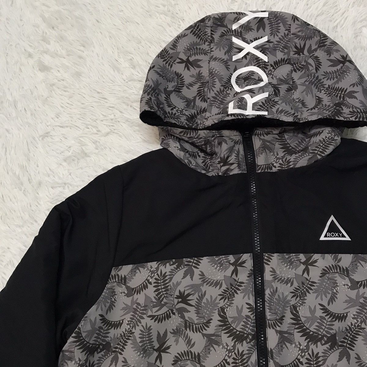 Japanese Brand Roxy reversible hoodie jacket Size US M / EU 48-50 / 2 - 2 Thumbnail