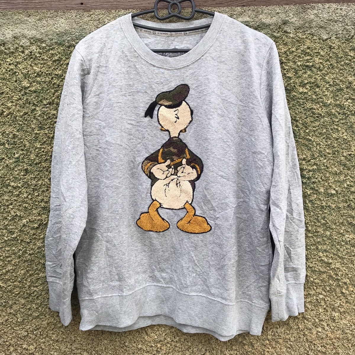 Cartoon Network Donald & Daisy sweatshirt Size US L / EU 52-54 / 3 - 1 Thumbnail