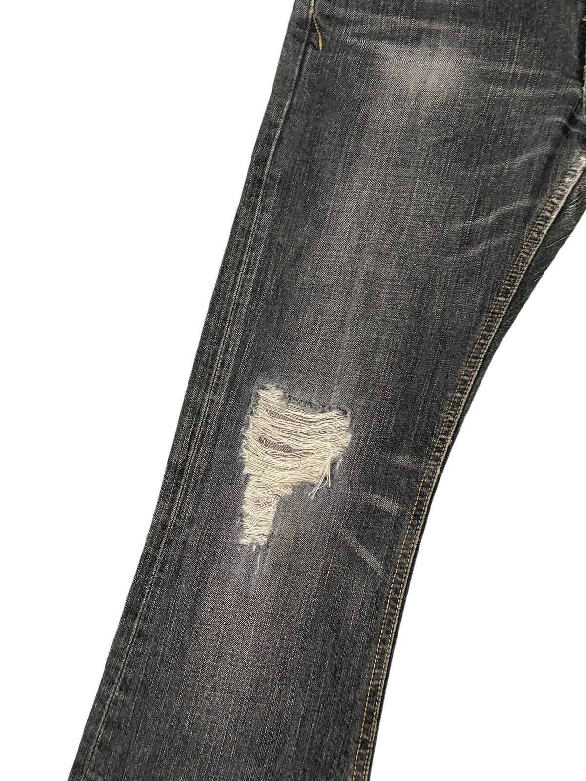 Edwin Flare Jeans Edwin Distress Denim Low Rise Boot Cut 2🟦8 Size US 30 / EU 46 - 6 Thumbnail