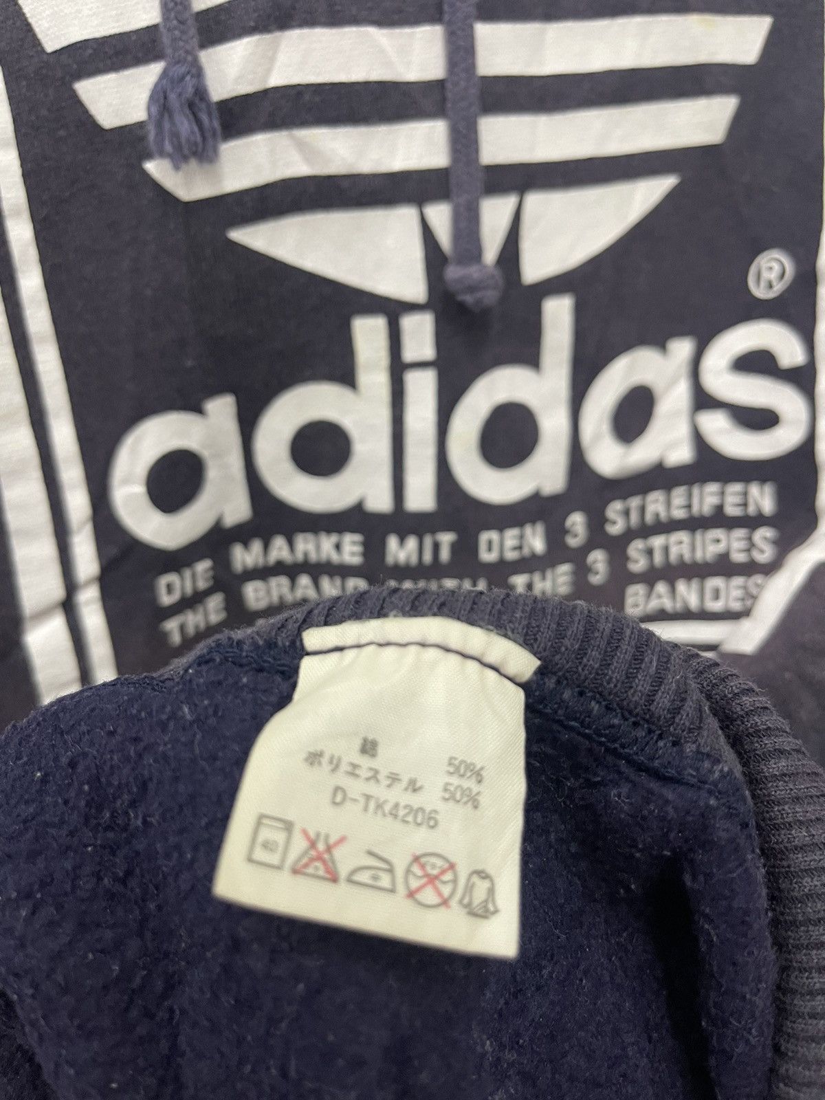 Adidas Rare Vintage ADIDAS Spell Out Big Logo Distressed Hoodie Size US M / EU 48-50 / 2 - 7 Thumbnail