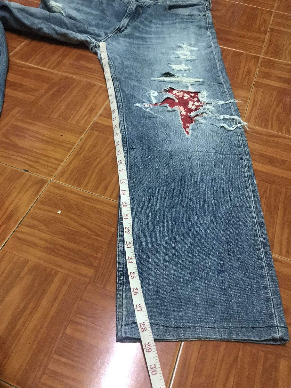 Levi's Distressed Patchwork Jeans Red Floral Repair Vtg Straight Size US 38 / EU 54 - 10 Thumbnail